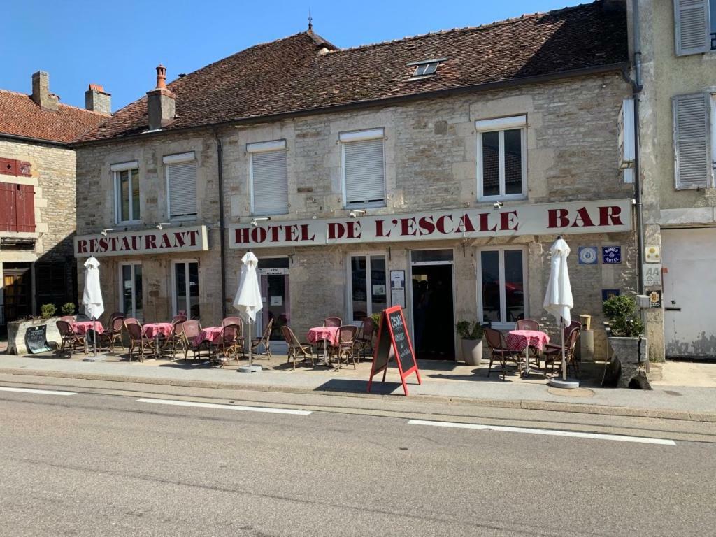 Hotel L'Escale Longeau-Percey Exterior foto